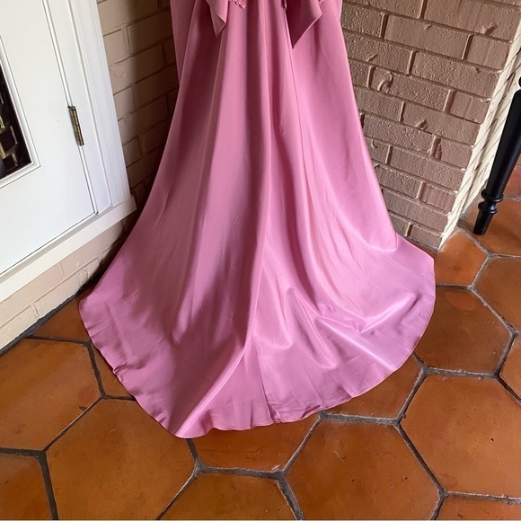 VTG Pink Ruffles Lace Prom Pageant Gown SOUTHERN BELLE Dress Barbiecore 11 / 12 - Picture 4 of 12